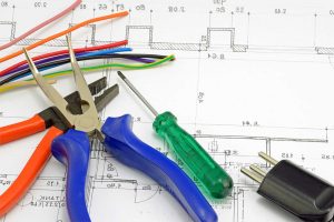 Instalación y reparación de antenas, cámaras de videovigilancia, control de accesos y redes informáticas